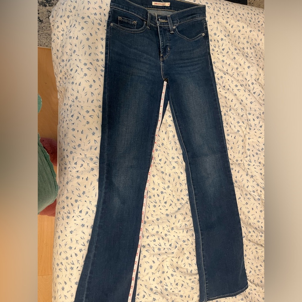 Levi’s bootcut pants size 25
